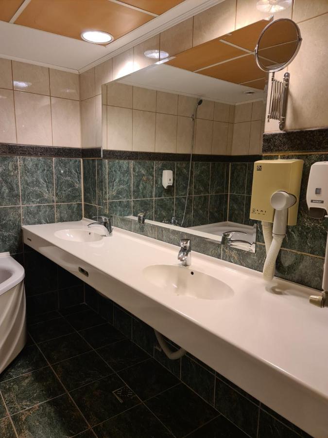 Hotel Mojo Bukareszt Zewnętrze zdjęcie